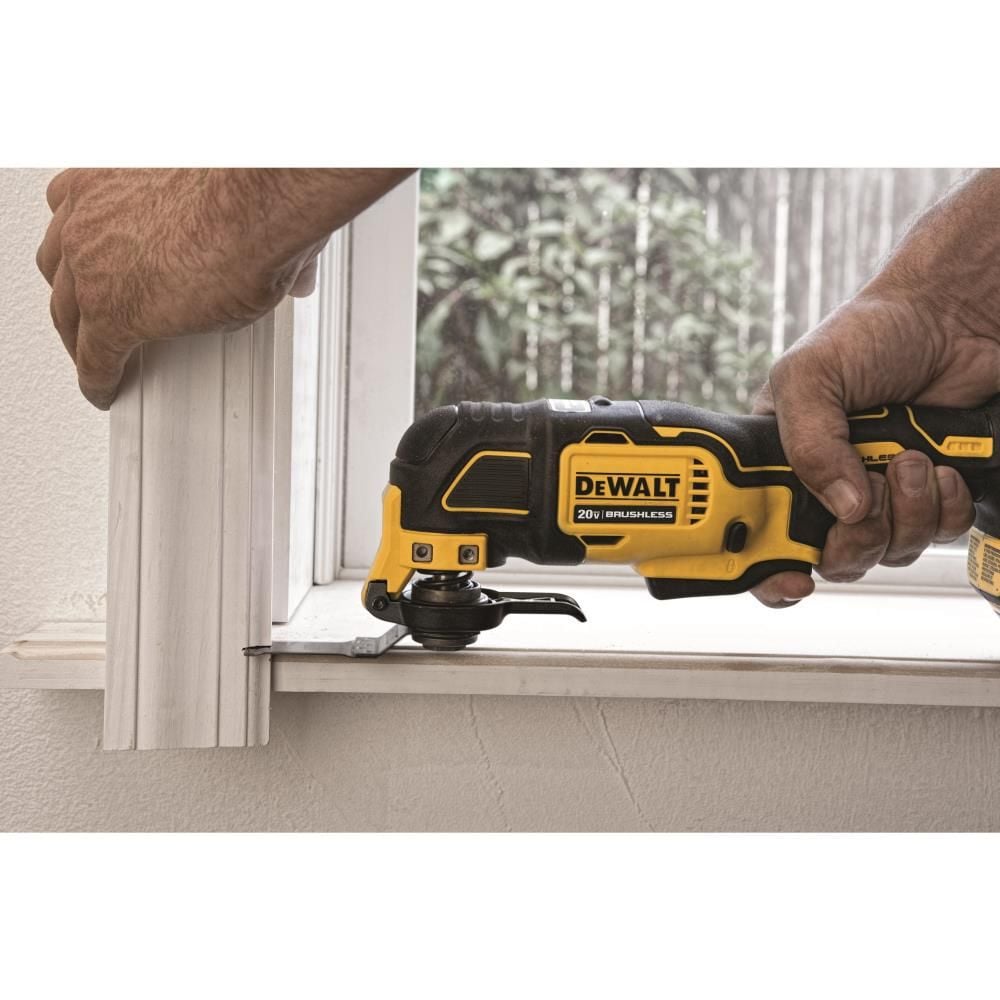 DEWALT ATOMIC 20 V MAX Brushless Cordless Oscillating Multi-Tool (Bare Tool), large image number 4