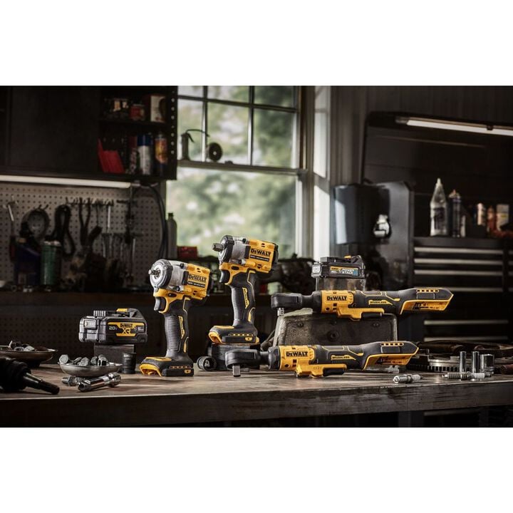 DEWALT 20V MAX XR POWERSTACK 20V 1.7Ah Lithium Ion Power Tool Battery Pack with Fuel Indicator, large image number 9