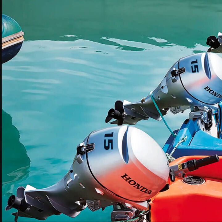Honda Marine 15 HP 4-Stroke Electric Start Outboard Motor with Throttle Grip, large image number 1