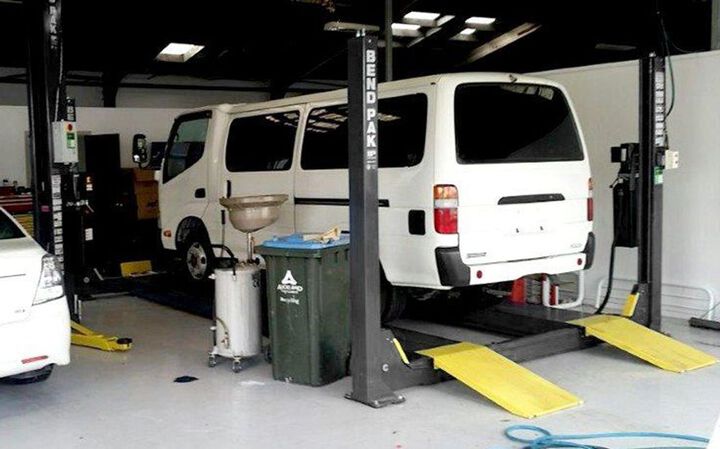Bendpak HDS-14 14000 lb Capacity / Four-Post Lift / Standard Length, large image number 6