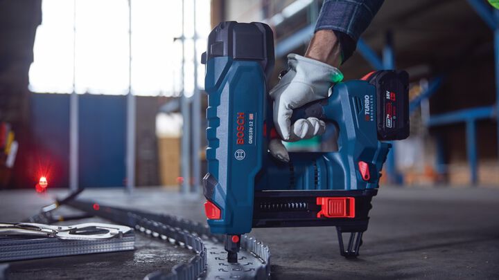 Bosch PROFACTOR 18V Concrete Nailer 8Ah Kit, large image number 13