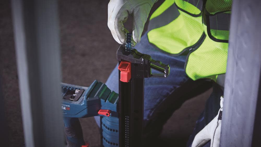 Bosch Promotional PROFACTOR 18V Concrete Nailer Kit with (1) CORE18V 8 Ah High Performance Battery, large image number 16