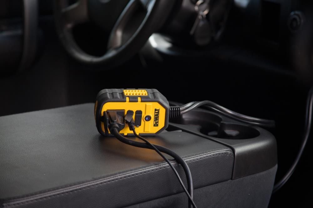 DEWALT 140 Watt Power Inverter, large image number 3