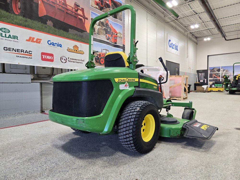 John Deere 997 72 Inch Z-Trak Zero-Turn Mower 2012, large image number 6