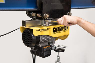 Champion Power Equipment 440/880-Lb Automatic Electric Hoist with Remote Control, large image number 3