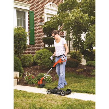 Black and Decker 20-volt Max 12-in 3-in-1 Compact Cordless Push Lawn Mower, large image number 1