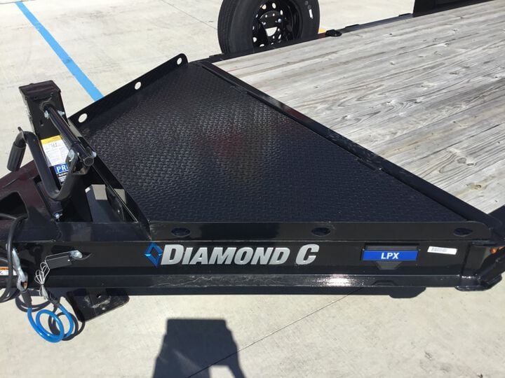 Diamond C LPX 18 Ft Low Profile Equipment Trailer, large image number 8