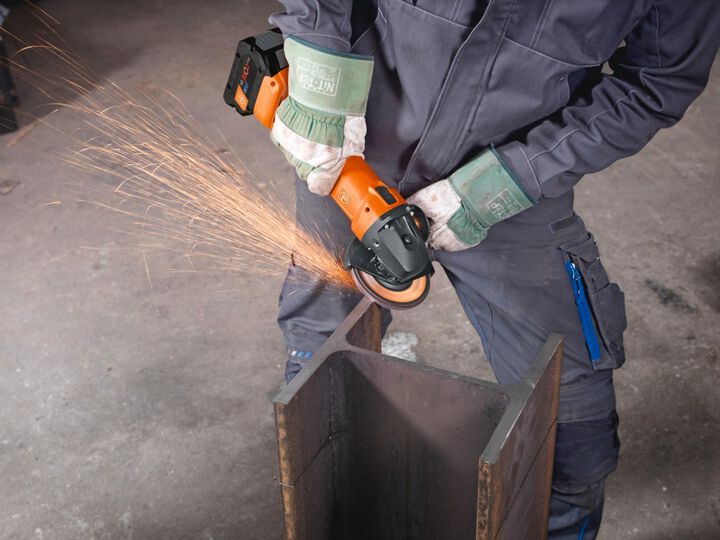 Fein PROTAGO CCG18-125-10 PD-SEC AS 5in Cordless Angle Grinder Kit, large image number 1