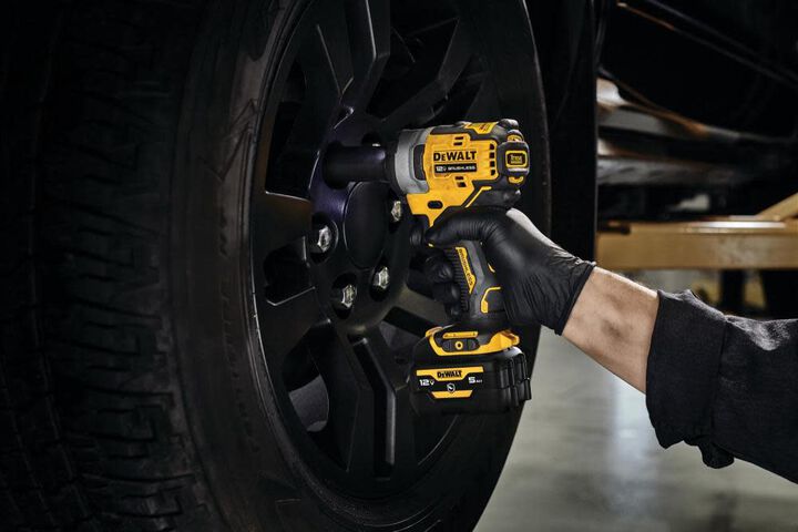 DEWALT 12V MAX Impact Wrench Kit 1/2in, large image number 4