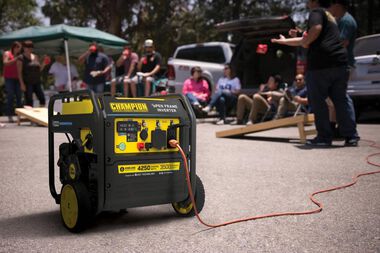 Champion Power Equipment 4250-Watt Open Frame Inverter with CO Shield and Wireless Remote Start, large image number 7