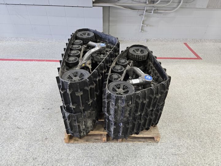 Camso UTV 4S1 Track System Set 4 Pieces Used, large image number 1
