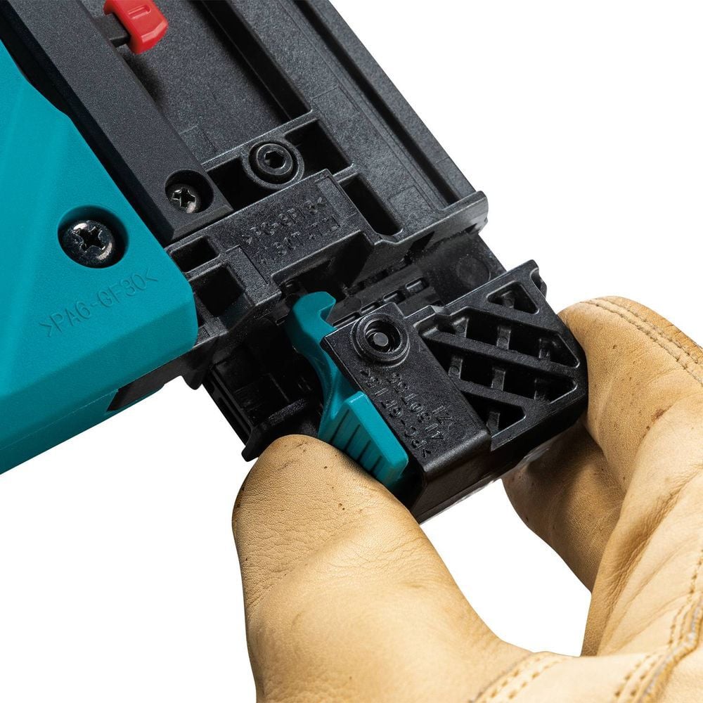 Makita 18V LXT LithiumIon Brushless Cordless 2 Inch Brad Nailer 18 Gauge (Bare Tool), large image number 2
