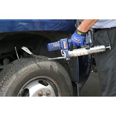 Lincoln Industrial PowerLuber 12V Li-Ion Battery Powered Grease Gun Kit, large image number 3