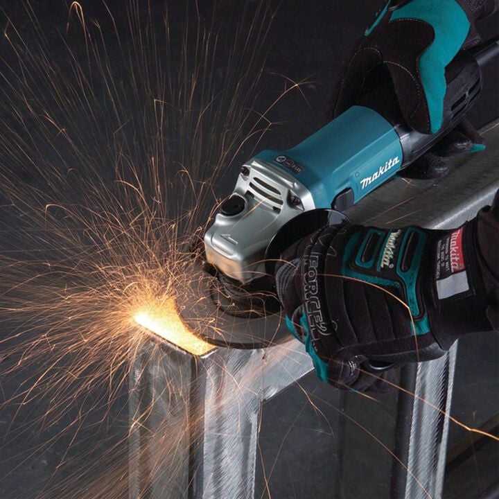 Makita 4-1/2 Inch Angle Grinder with 5 Wheels, large image number 1