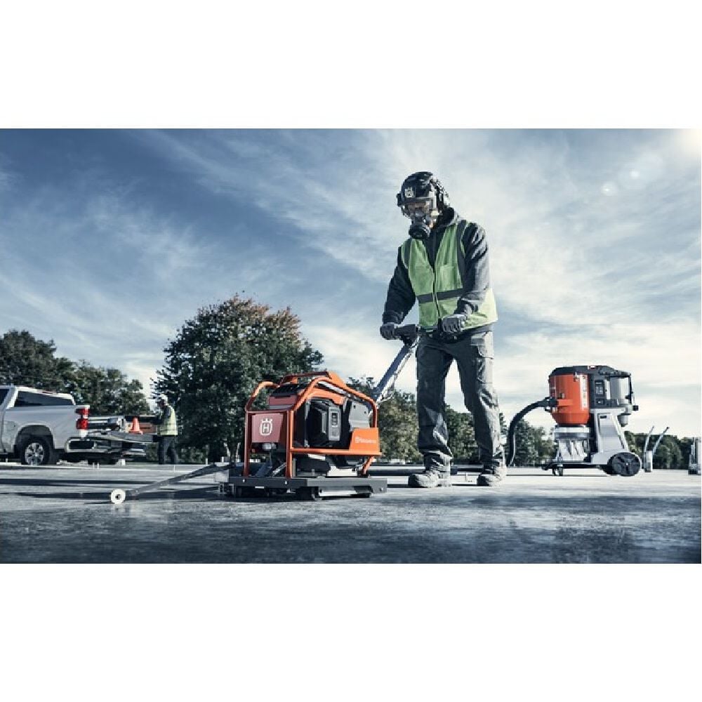 Husqvarna Construction Soff-Cut 150 PACE 6-1/2 Inch Battery Saw Body Only (Bare Tool) Reconditioned, large image number 18
