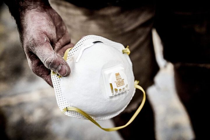 3M 8511 White N95 Valved Sanding Respirator, 2 Pieces, large image number 9