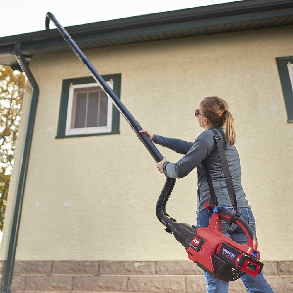 Toro Universal Gutter Cleaning Kit for Blower/Vacs 51668 from Toro