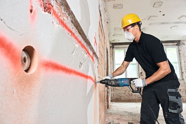 Bosch SDS-Plus Bulldog Xtreme Max 1-1/8 Inch Rotary Hammer, Reconditioned, large image number 4