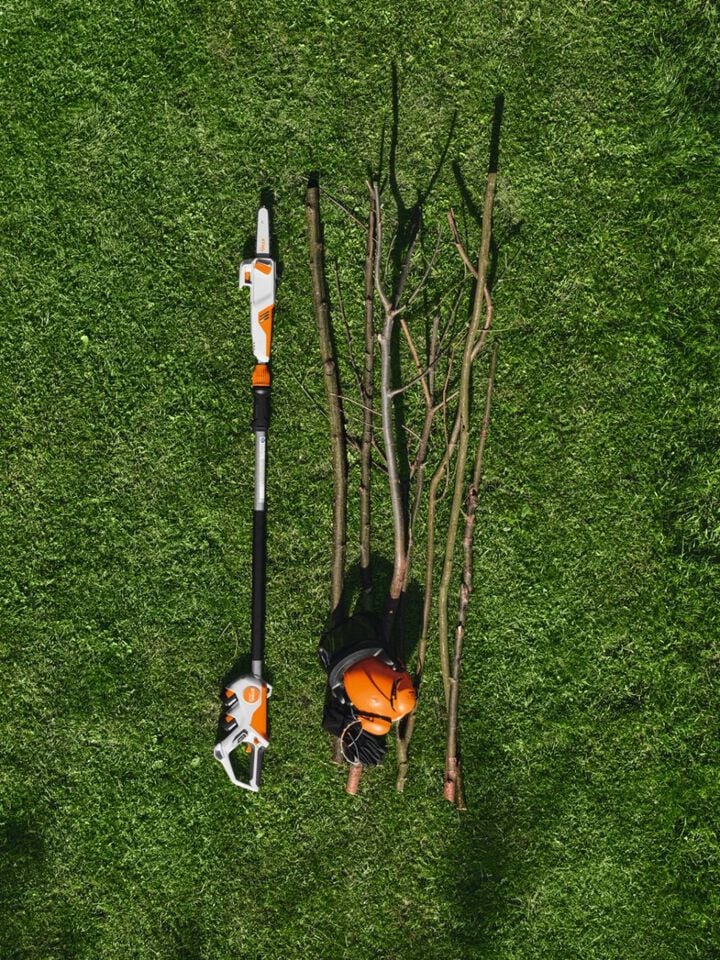 Stihl HTA 30 Pole Pruner Kit with 2 AS 2 Batteries and Charger, large image number 3