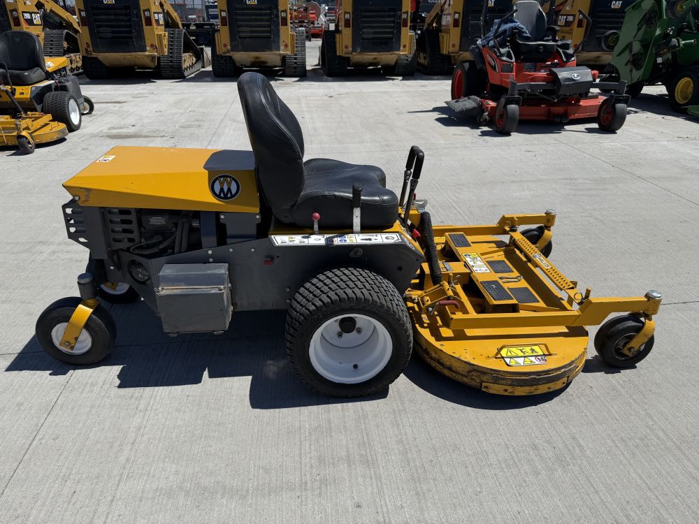 Walker B27i 48 Inch 26.5HP Zero-Turn Mower Used 2020, large image number 4