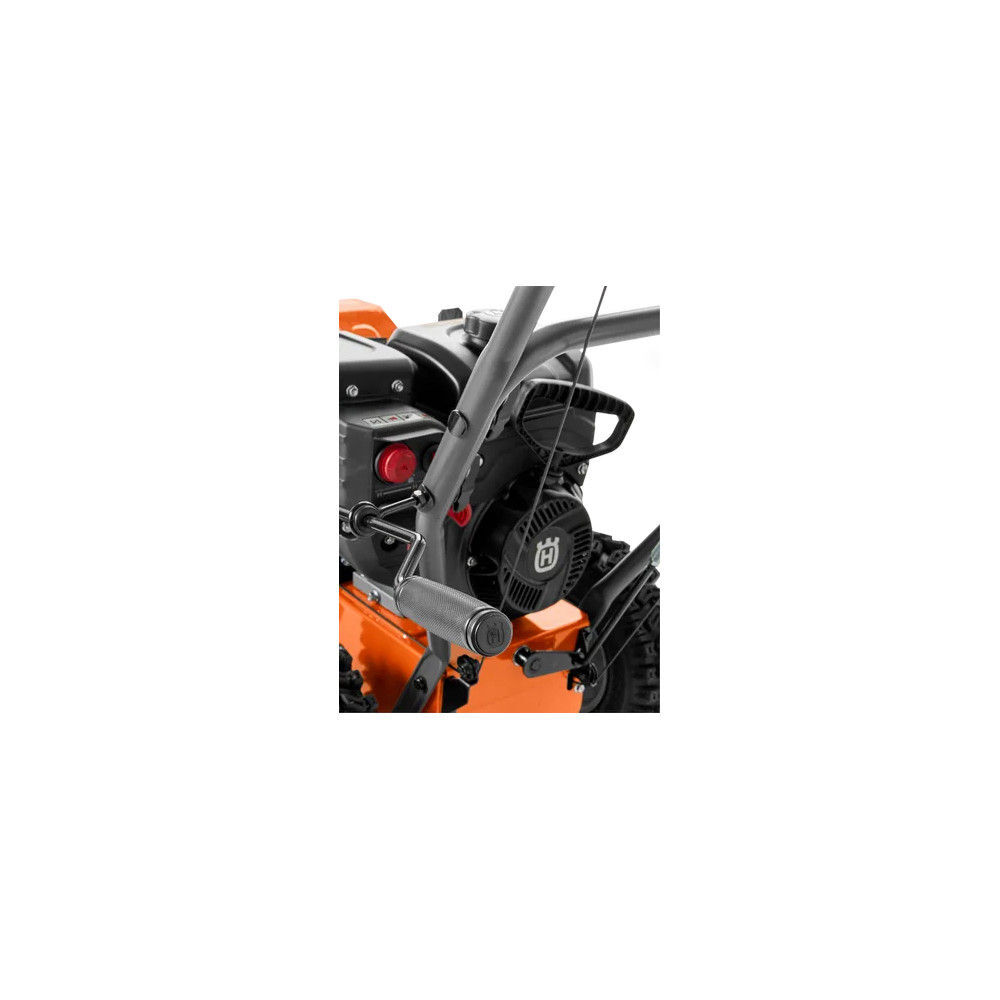 Husqvarna ST 424T Commercial Snow Blower 24in 301cc, large image number 8