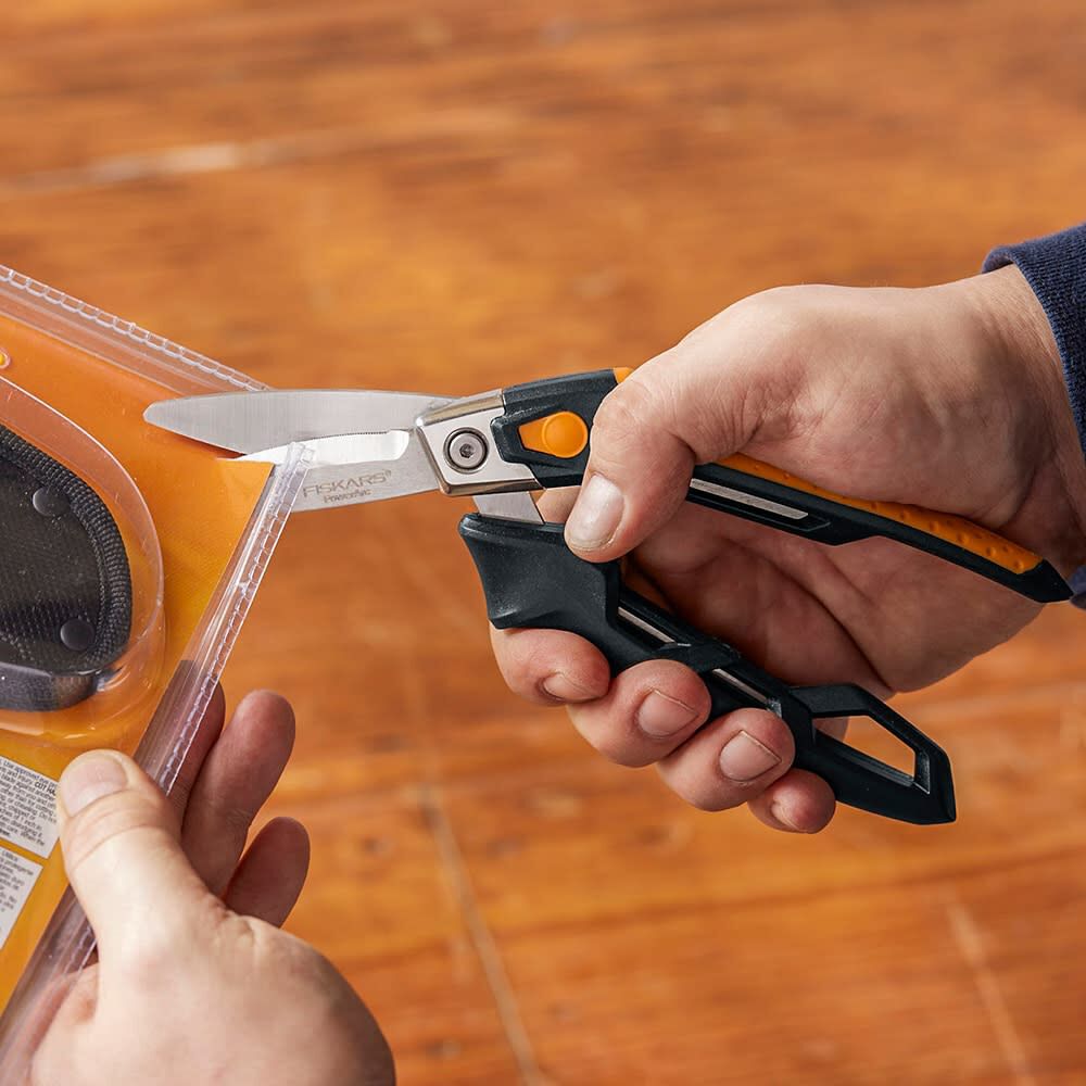 Fiskars 8 Inch PowerArc Serrated Utility Snips, large image number 5