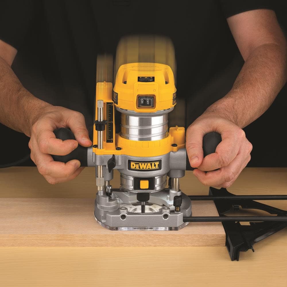DEWALT DWP611PK - 1.25 Peak HP Compact Router Combo Kit & Dust Collection Adapter for Fixed Base Bundle, large image number 4