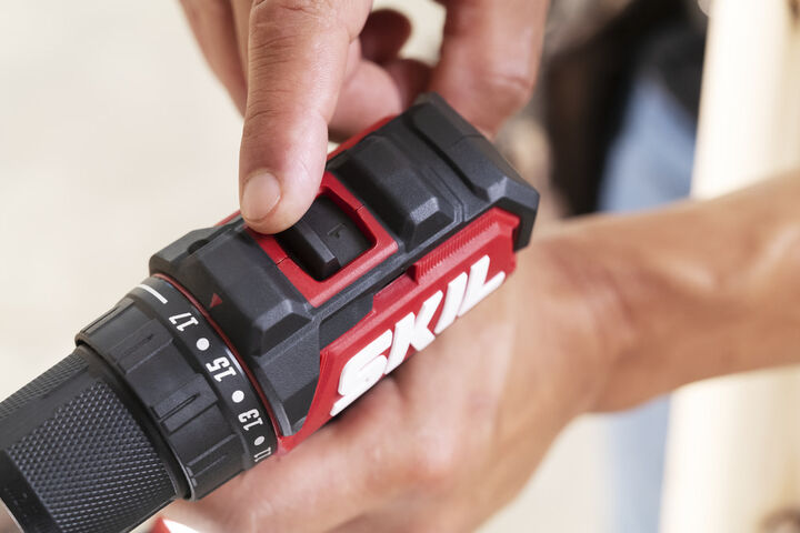 SKIL PWRCORE 20 Brushless 20V 1/2 Inch Compact Drill Driver Kit, large image number 4