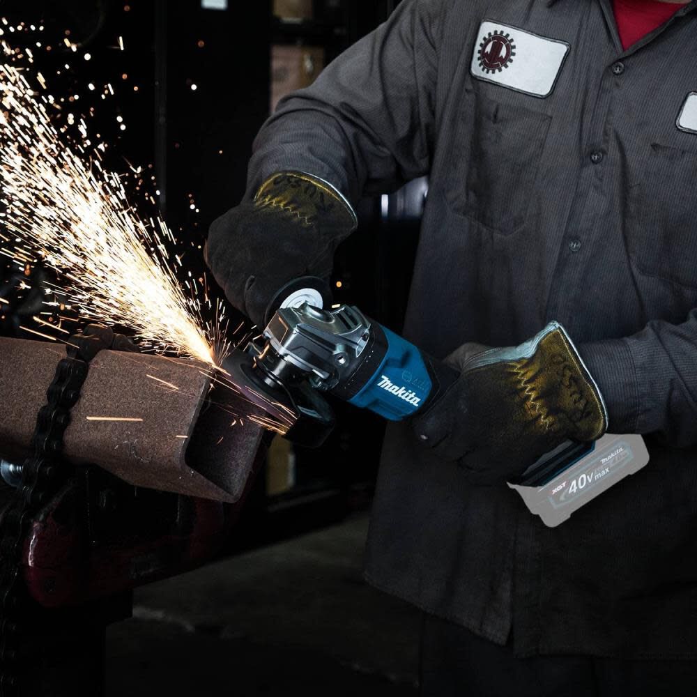 Makita GAG06Z 40V max XGT