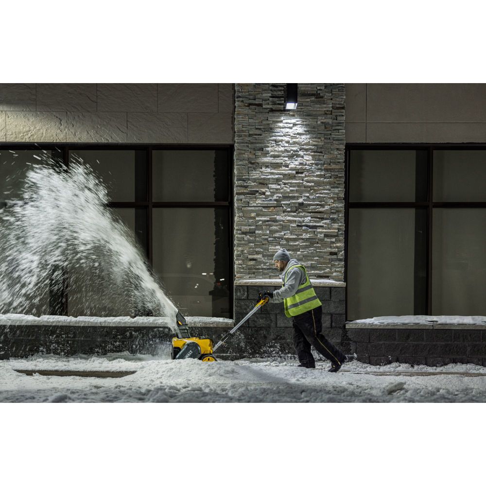 DEWALT FLEXVOLT 60V MAX* Cordless 21" Single-Stage Snow Blower (Bare Tool), large image number 8