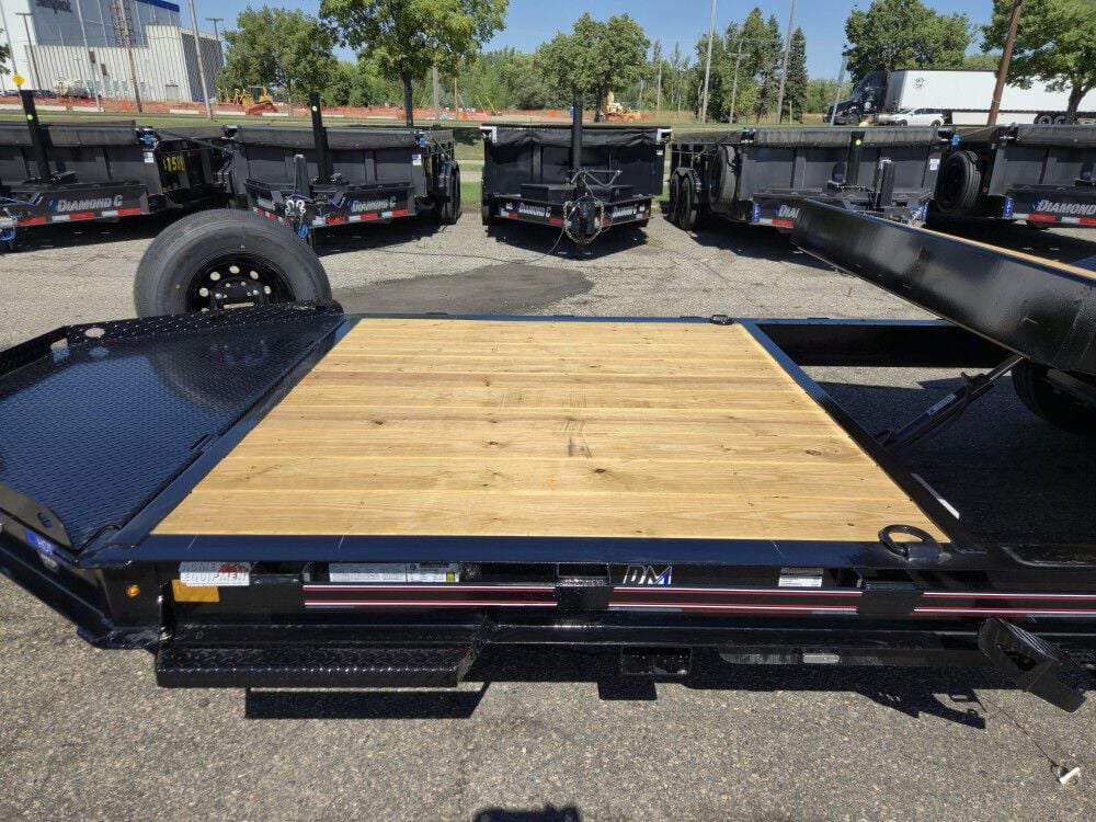 Diamond C HDT 22 Ft Tandem Axle Tilt-Bed Trailer 2027, large image number 10
