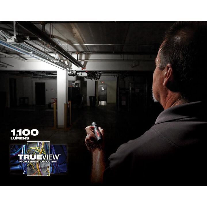 Milwaukee USB Rechargeable 1100L Twist Focus Flashlight, large image number 5