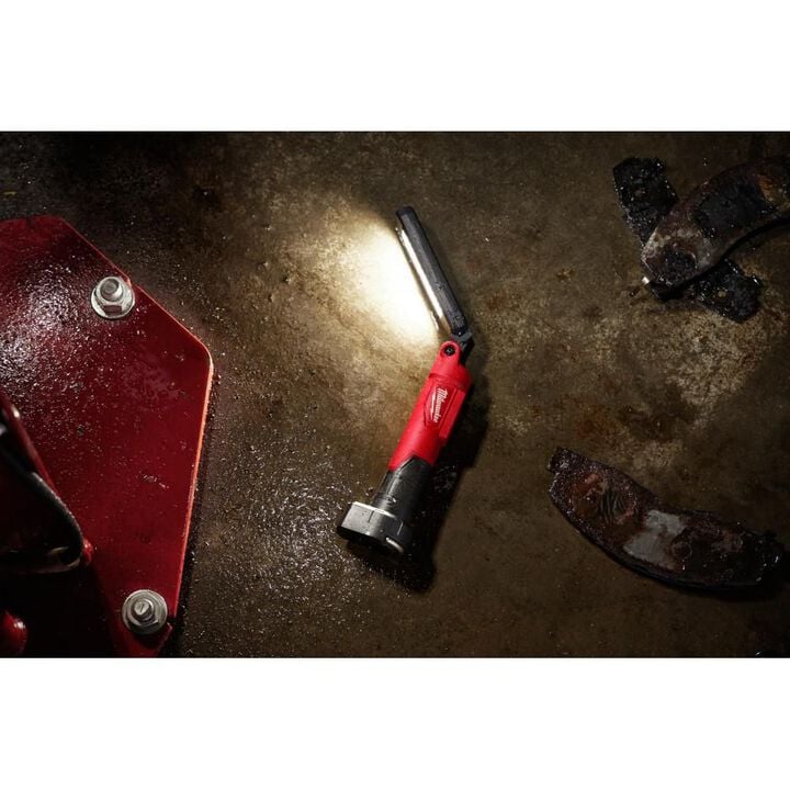 Milwaukee REDLITHIUM USB Stick Light with Magnet & Charging Dock, large image number 10