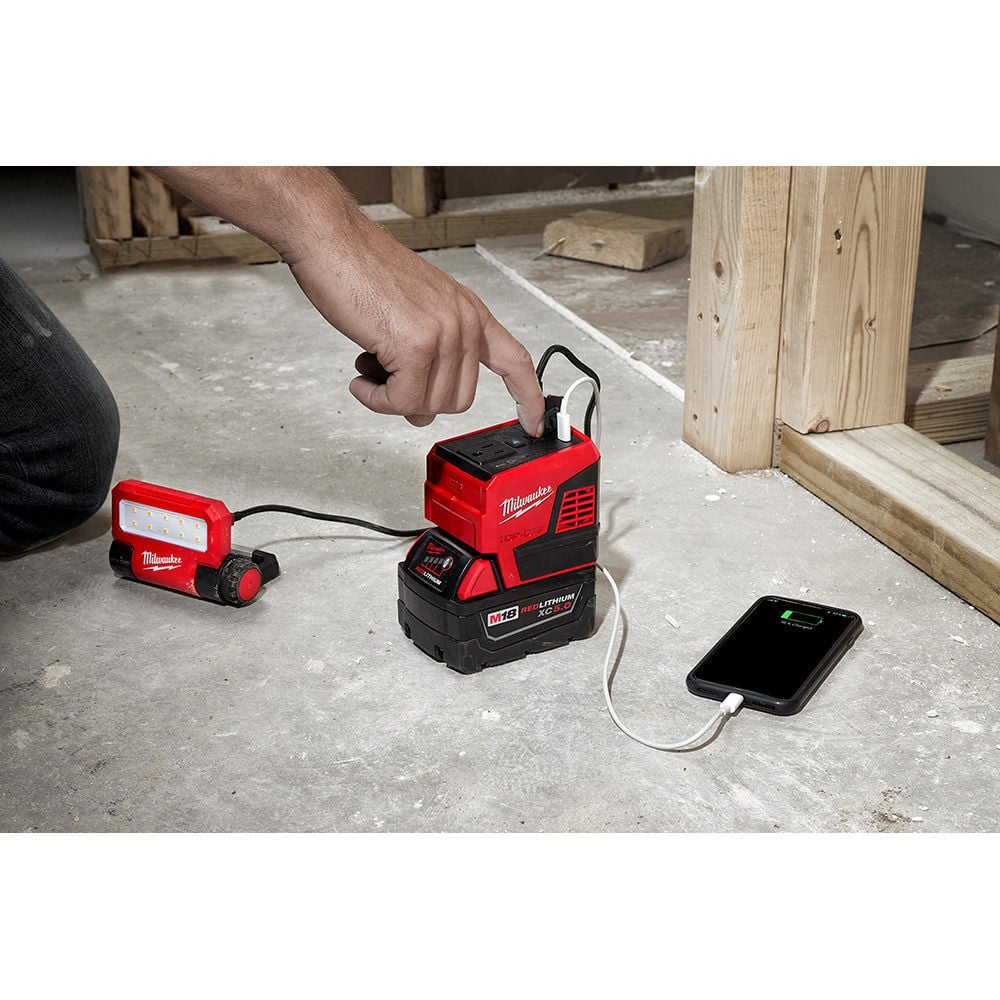 Milwaukee M18 TOP-OFF 175W Portable Power Supply Inverter, large image number 20