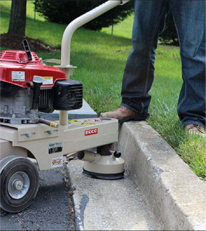 Edco TMC-7G 5.5 HP Gas 7in Edge Turbo Grinder, large image number 1
