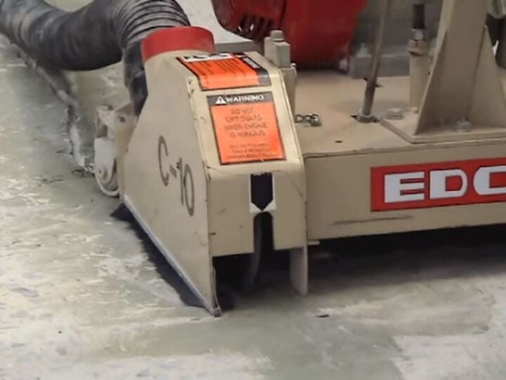 Edco C-10 13 HP Gas 8in Crack Repair Saw, large image number 1