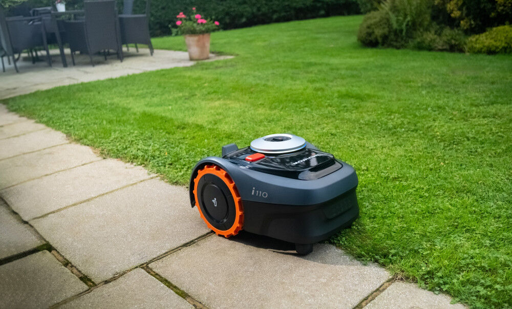 Segway Navimow i110 1/4 Acre Robotic Lawn Mower, large image number 13