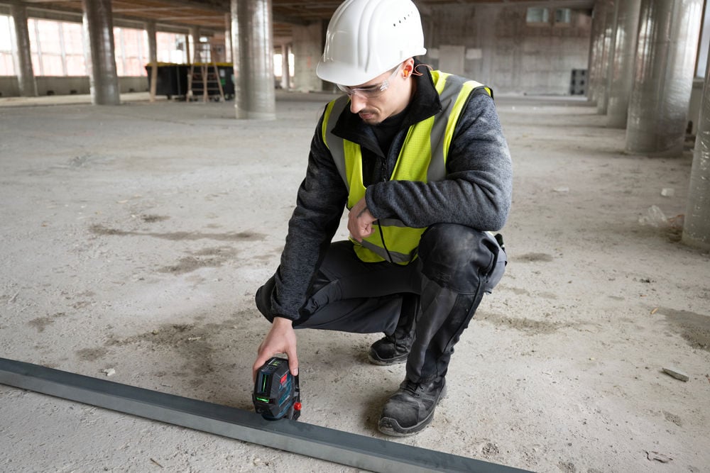 Bosch 3.7V Leveling and Alignment Laser, large image number 7