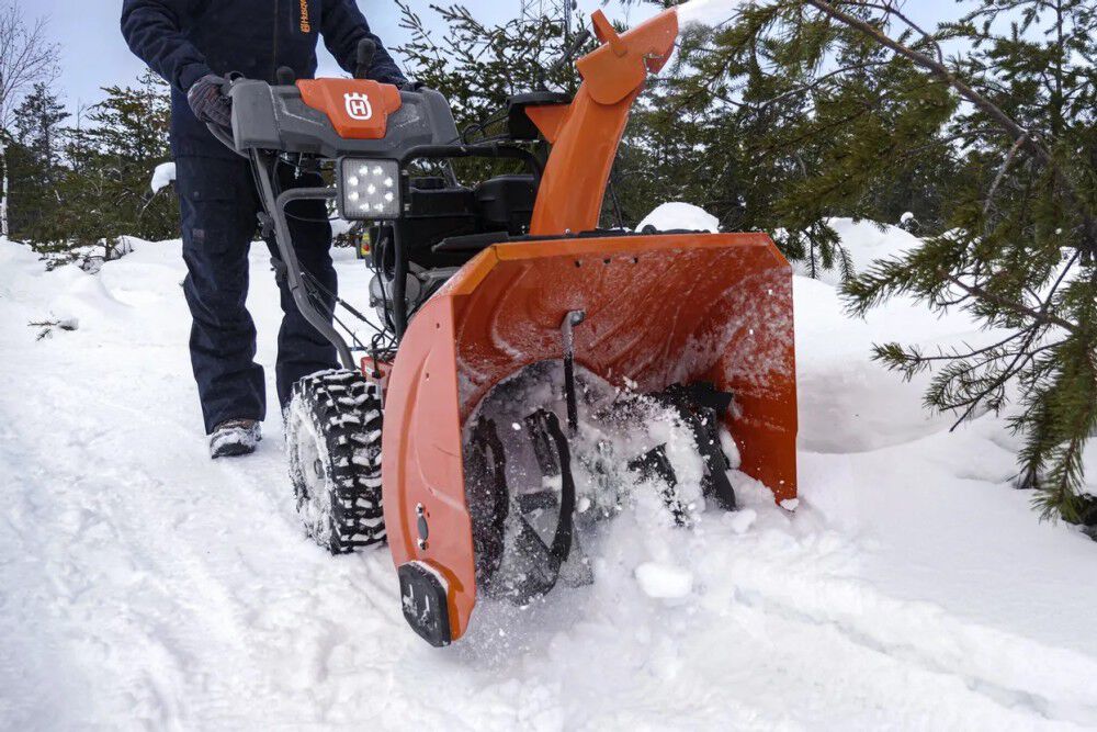Husqvarna tractor store snow blower