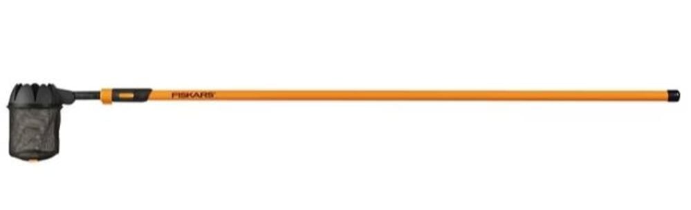 Fiskars Orange/Black 7 12′ Extendable Fruit Picker Tool – 340160-1001