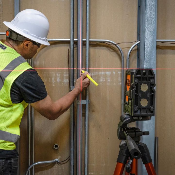 Klein Tools Self-Leveling Red Cross-Line Laser Level with Red Plumb Spot, large image number 7