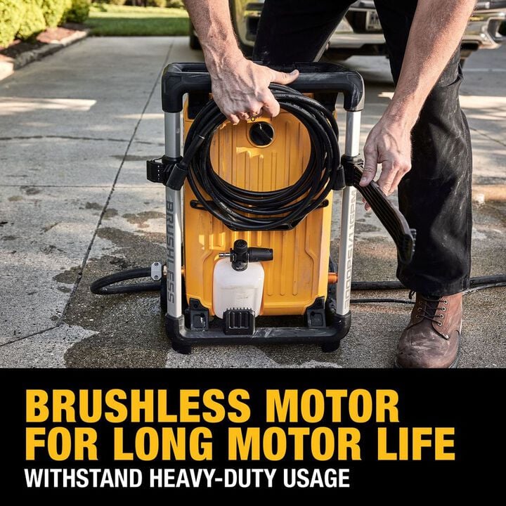 DEWALT 3000 PSI 1.1 GPM Electric Cold Water Pressure Washer with 4 Spray Nozzles, large image number 9