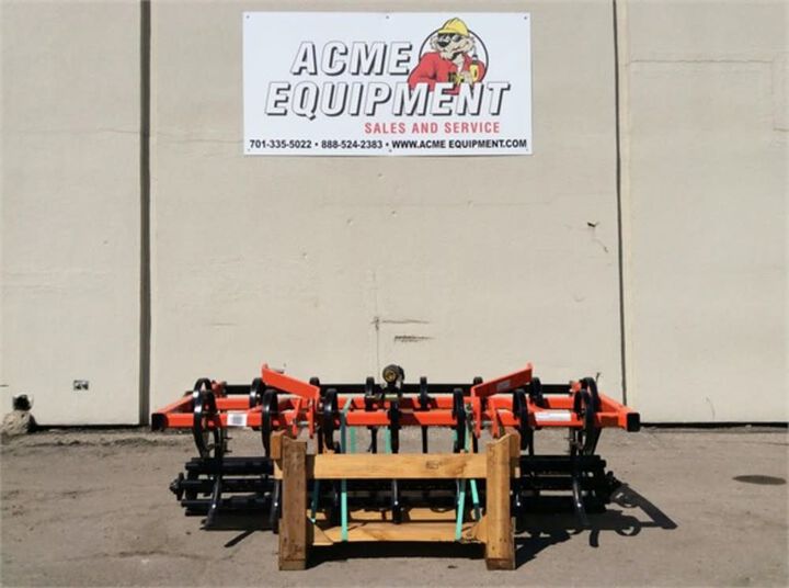 Land Pride 15 SERIES ARENA GROOMER-72in with