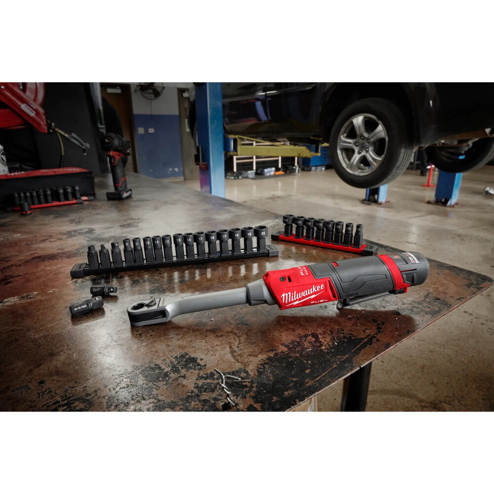Milwaukee M12 Extended Reach Box Ratchet Bare Tool And 1 2 Inch Anvil Adapter Bundle Mil000011383 Sansujyuku sansujyuku.com
