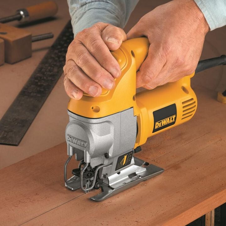 DEWALT HEAVY-DUTY COMPACT JIG SAW KIT (DW317K), large image number 6