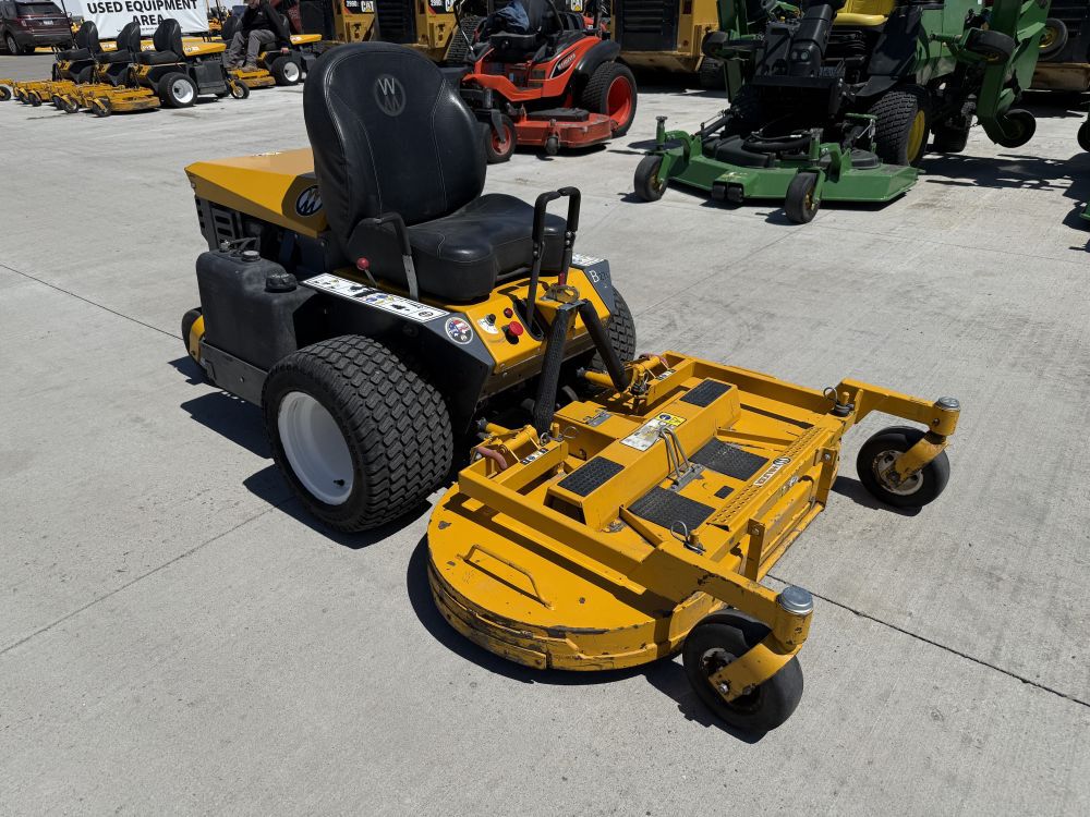 Walker B27i 48 Inch 26.5HP Zero-Turn Lawn Mower Used 2021, large image number 3