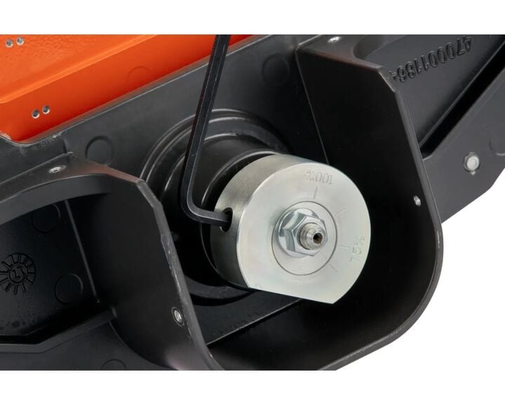 Husqvarna Construction BV 30i 0.8kW BLi-X Battery Powered Concrete Screed (Bare Tool) Reconditioned, large image number 8