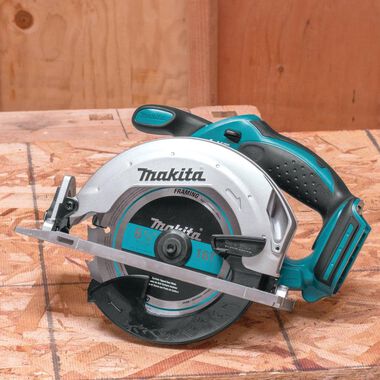 Makita 18 Volt LXT Lithium-Ion Cordless 6-1/2 in. Circular Saw (Bare Tool), large image number 3