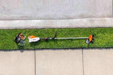 Stihl FCA 140 Straight-Shaft Cordless Battery Powered Lawn Edger (Bare Tool), large image number 1