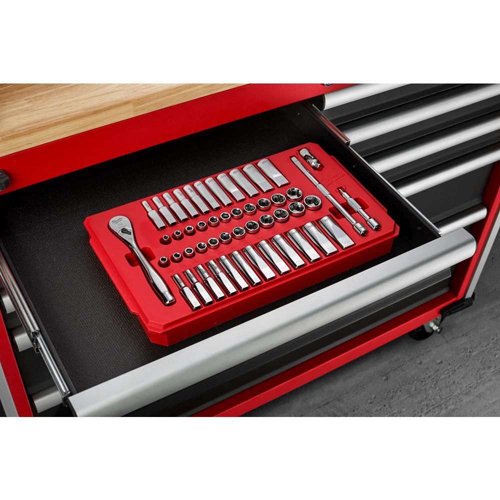 Milwaukee 1/4 in. Drive 50 pc. Ratchet & Socket Set - SAE & Metric, large image number 7